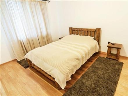 Bed and Breakfast Cazarma Cavalerilor Campulung Exterior foto