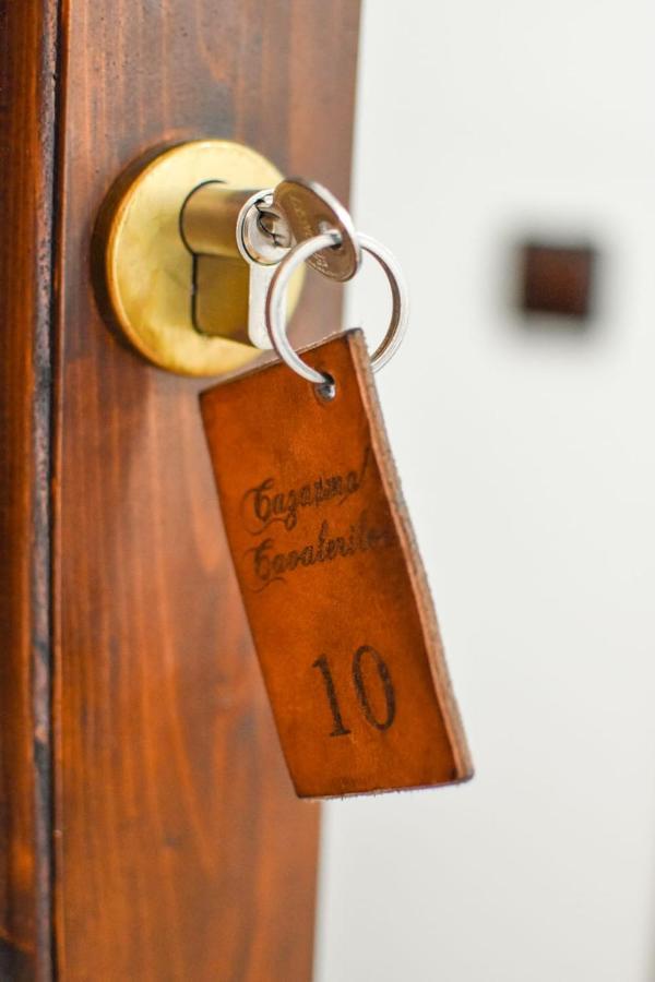 Bed and Breakfast Cazarma Cavalerilor Campulung Exterior foto